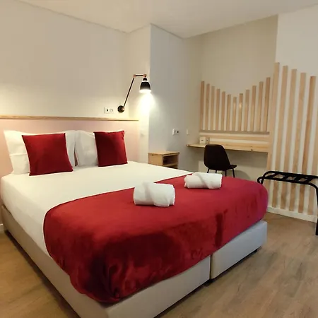 Otel Bacalhoeiros 125