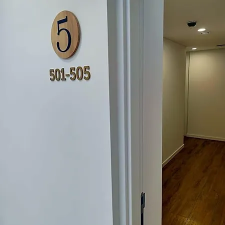 Bacalhoeiros 125 Hotel 2*