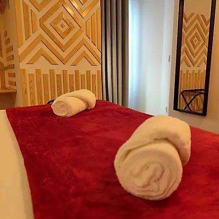 Hotel Bacalhoeiros 125 Lisboa